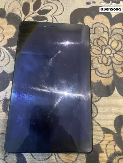 iPad ما في شي تعال وفحص ما شاء الله استعمال جيد بس في شي خفيف 4