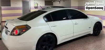 نيسان التيما S 4