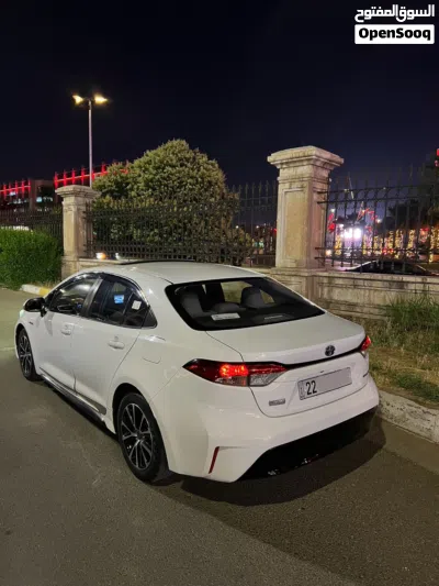Toyota Corolla Hybrid 2