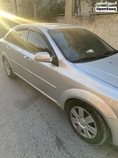 Chevrolet Optra LS 3