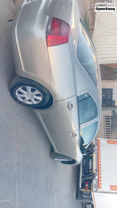 Mitsubishi Galant DL 4
