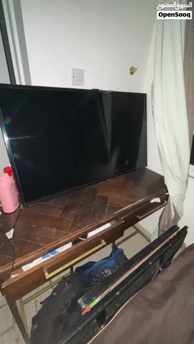للبيع شاشة سامسونج 46 بوصة LED Full HD بحالة ممتازة 2