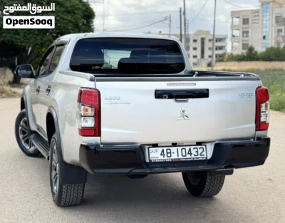 ميتسوبيشي L200 Double Cab GL 4