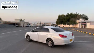 Toyota Avalon XLE 3