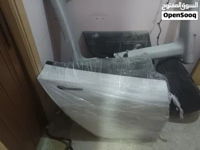 قطع غيار تيسلا مستعمل اصلي للبيع بسعر الجمله 4