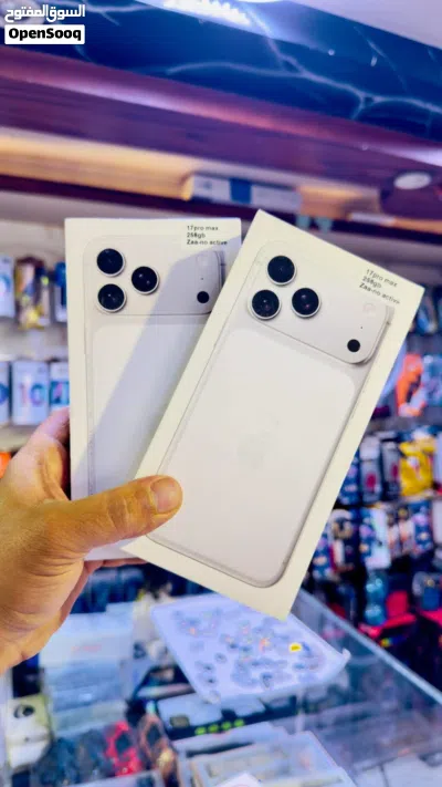 IPHONE 17 PRO MAX 4