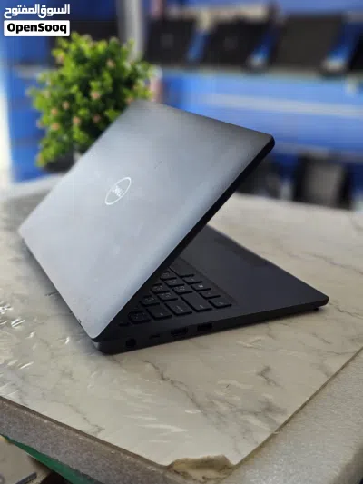 Dell Latitude 7400 Core i7 Processor 8th Generation Intel UHD Graphics 620 Touchscreen 14 Inch size 2