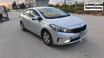 Kia Cerato Standard 3