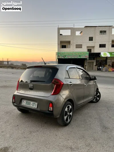 كيا بيكانتو Standard 4
