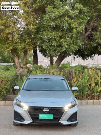 Nissan Altima SV 3