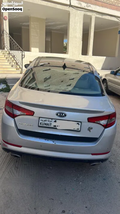 Kia Optima Standard 2