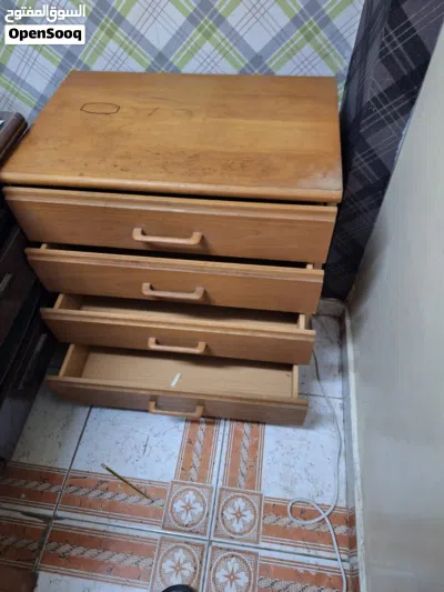 Shelving table طاوله رفوف 4