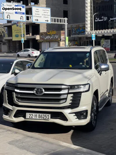 Toyota Land Cruiser VX 3