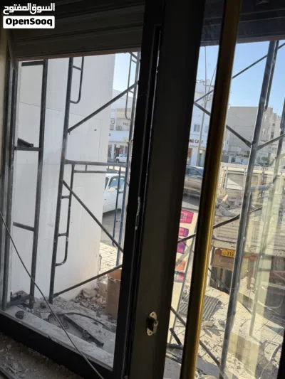 زحاج باب متجر 3