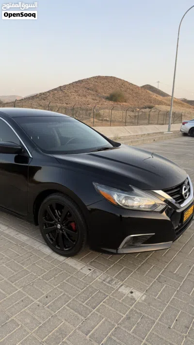 نيسان التيما SR 4
