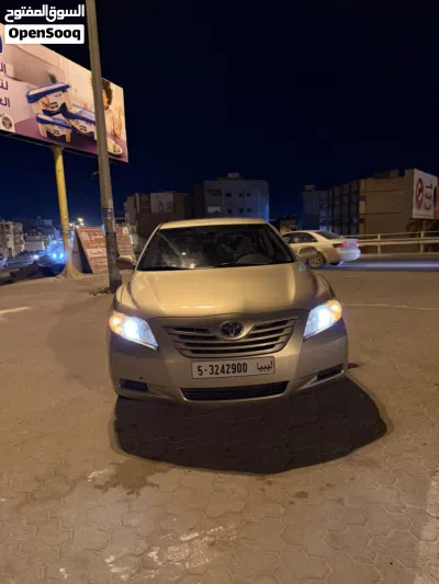 تويوتا كامري LE 4
