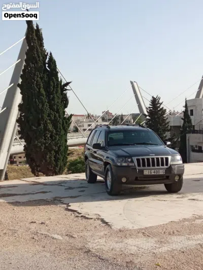 جيب جراند شيروكى Laredo 4