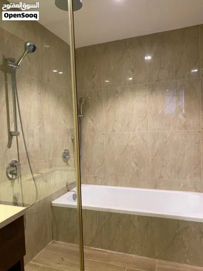 شقة للبيع في فندق ملينيوم صلاله Apartment for sale 3
