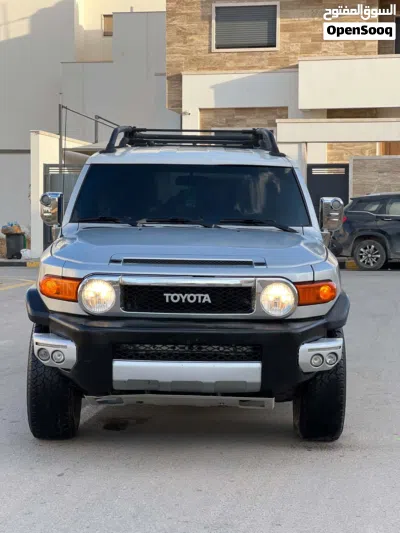 تويوتا FJ Standard 3