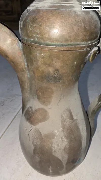 دلال قديمة 2