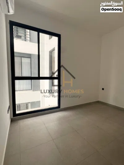 1 BHK Apartment in Al-Azaiba / شقة غرفة وصالة في العذيبة 3