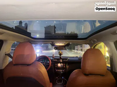 Nissan Qashqai SL Premium 4