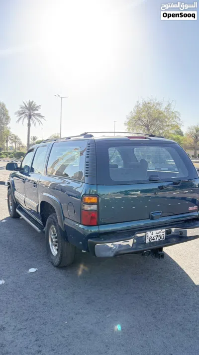 GMC Suburban 4