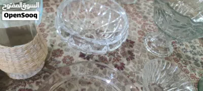أواني زجاجية اجنبية واغراض اخرى من النوع الثقيل والفخم 3