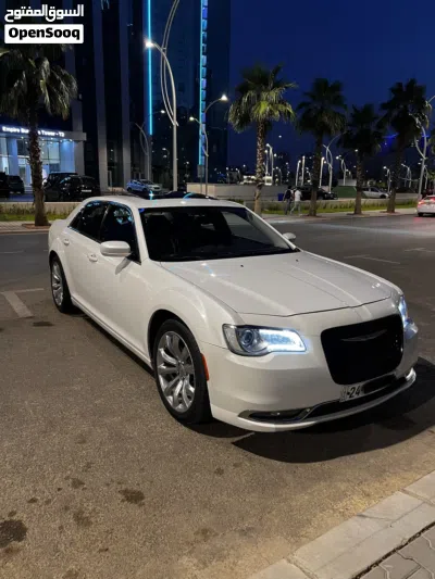 Chrysler 300 300S V6 2
