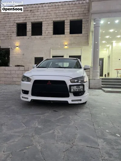 Mitsubishi Lancer GLX 2