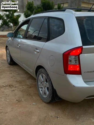 كيا كارينز X-Line 3