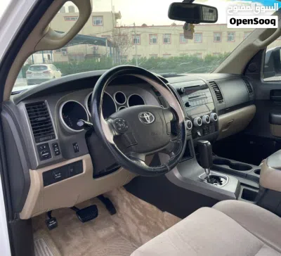 Toyota Sequoia SR 5 3