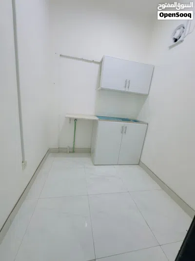 استديو واسع نظيف جدا 4
