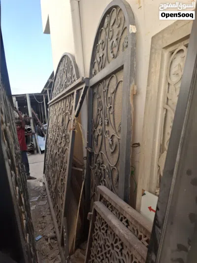 بابين حوش خارجي حديد بحالة جيده ب60 ريال فقط 3