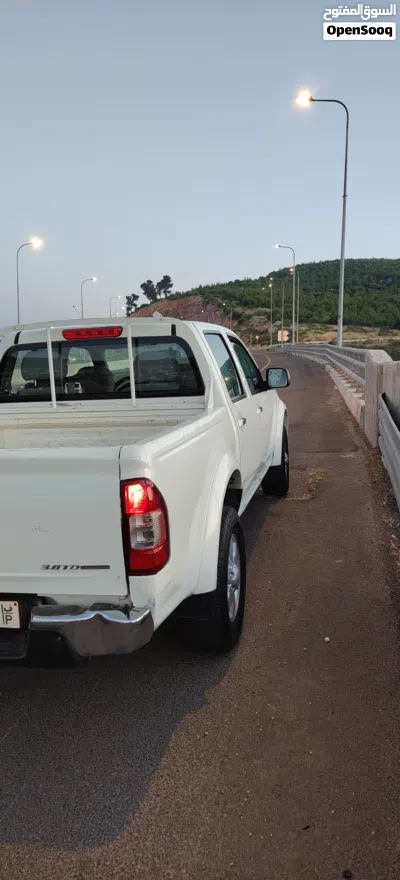 ايسوزو D-ماكس LS 4