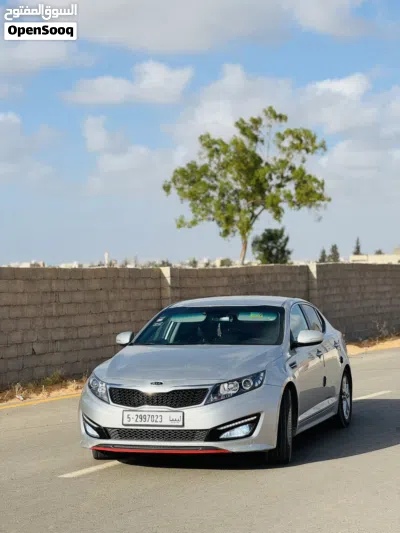 Kia K5 EX 4
