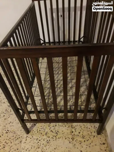 تخت اطفال حجم كبير مع الفرشة 3