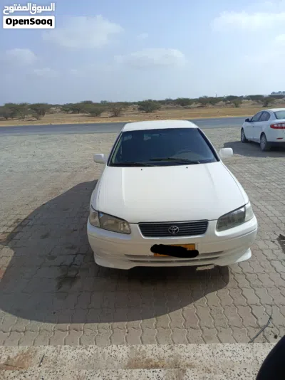 Toyota Camry LE 2