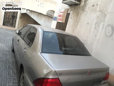 Mitsubishi Lancer GL Plus 2