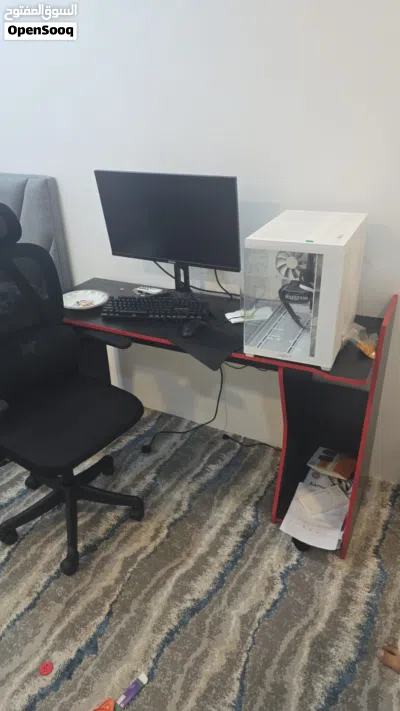 Table with chair only like new 3