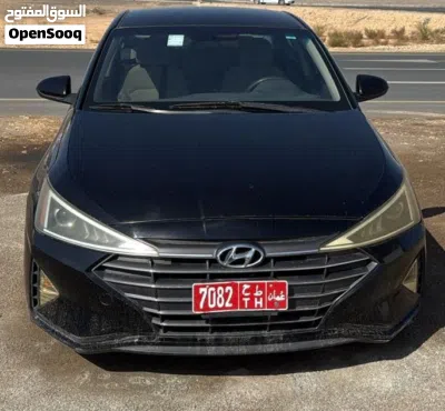 Hyundai Elantra Sport 2