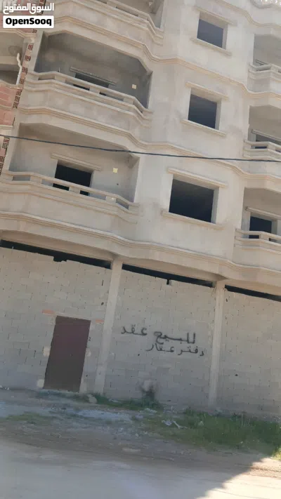 منزل 3 طوابق فرصة استثمارية واعدة 2