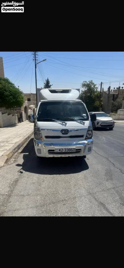 كيا K3 Standard 3