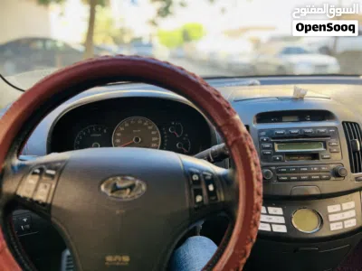 Hyundai Avante SE 2