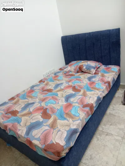 Two single beds for urgent sale 2