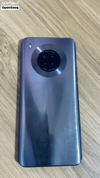 للبيع هاتف هواوي نوفا (2021)مساحة128GB 4