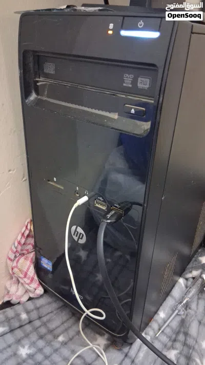 HP. Pro 3500 Desktop core i3 intel(R) Ram 4gb +Monitor 3