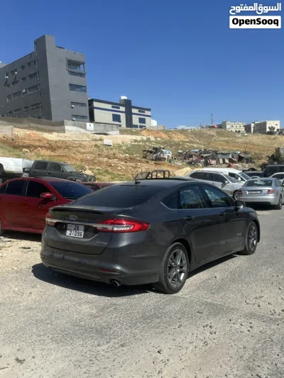 Ford Fusion S 3