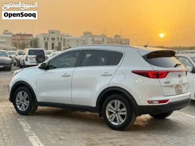 Kia Sportage EX 4