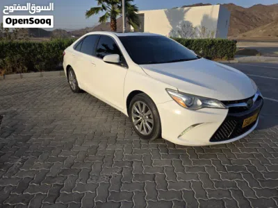 Toyota Camry XLE 2